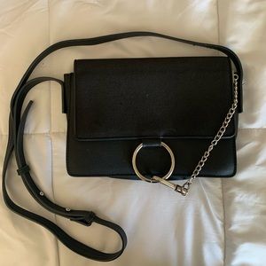 Lulu’s black crossbody bag